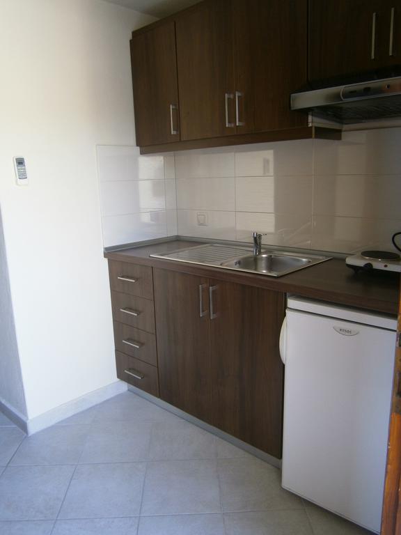 Kiparissis Apartments Kriopigi Buitenkant foto