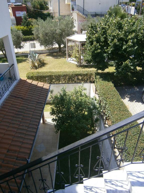 Kiparissis Apartments Kriopigi Buitenkant foto