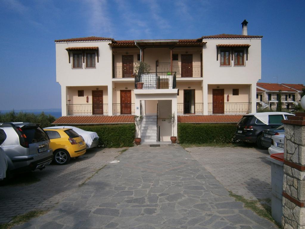 Kiparissis Apartments Kriopigi Buitenkant foto