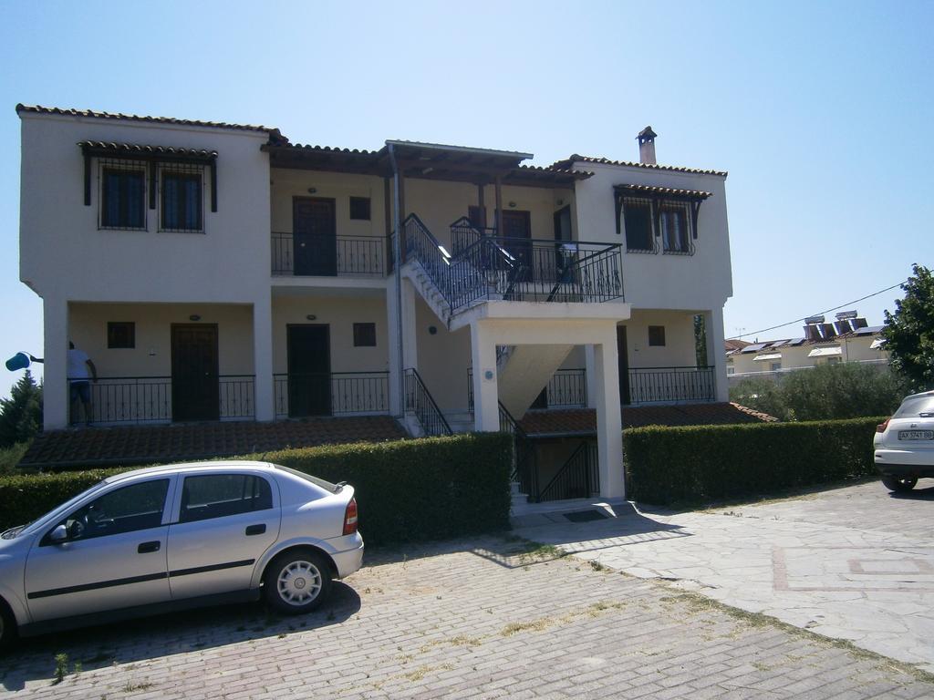 Kiparissis Apartments Kriopigi Buitenkant foto